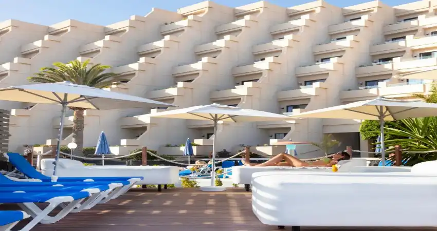Alexandre Grand Teguise Playa view 3