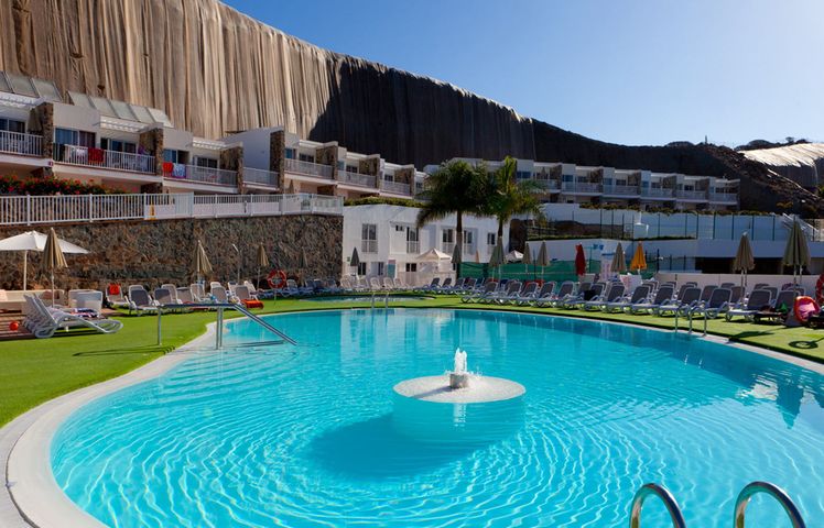 Enjoy a Stylish All-Inclusive Break Staying! view 3