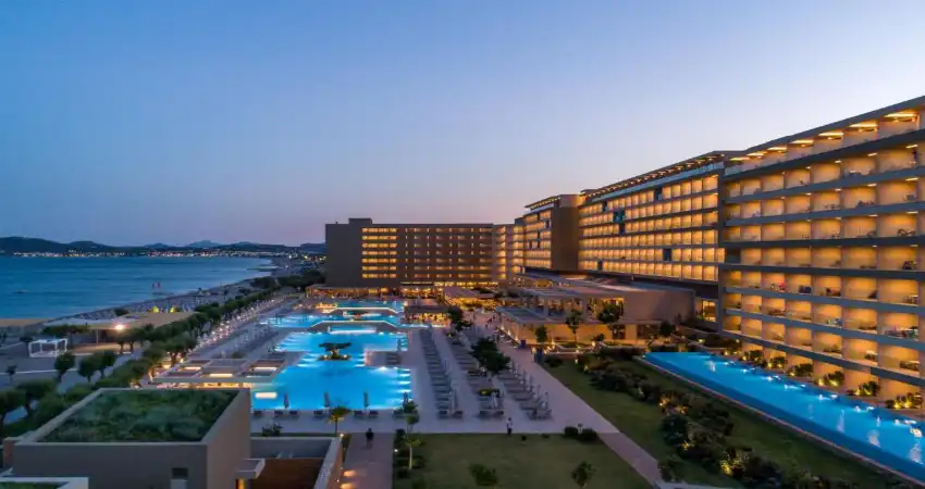 Amada Colossos Resort main view