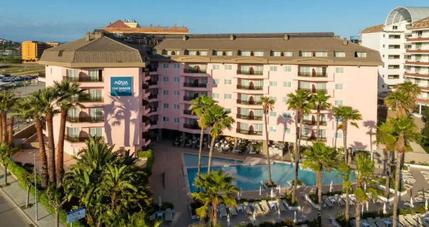 Aqua Hotel The Breeze & Spa