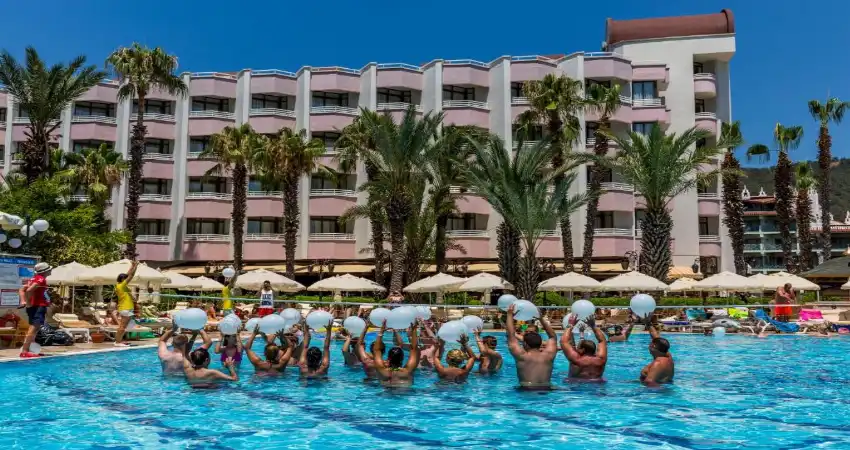 Aqua Hotel view 2