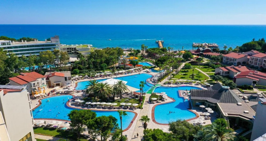 Arum Barut Collection