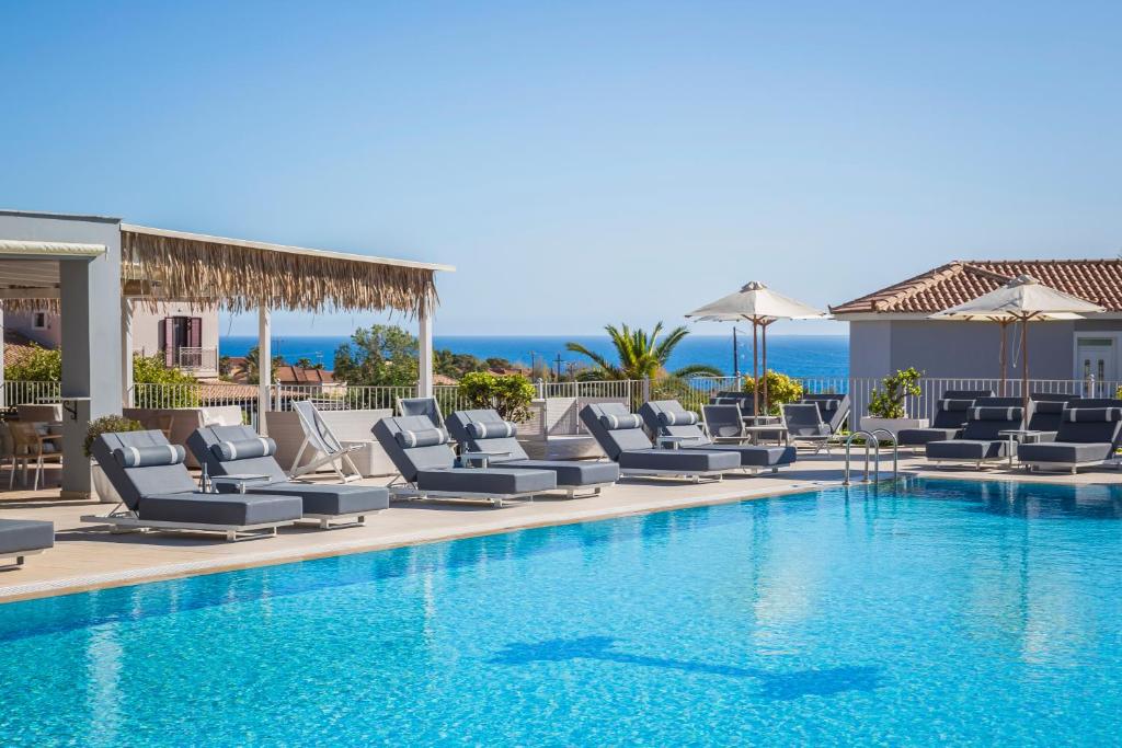 Astra Village Hotel Suites