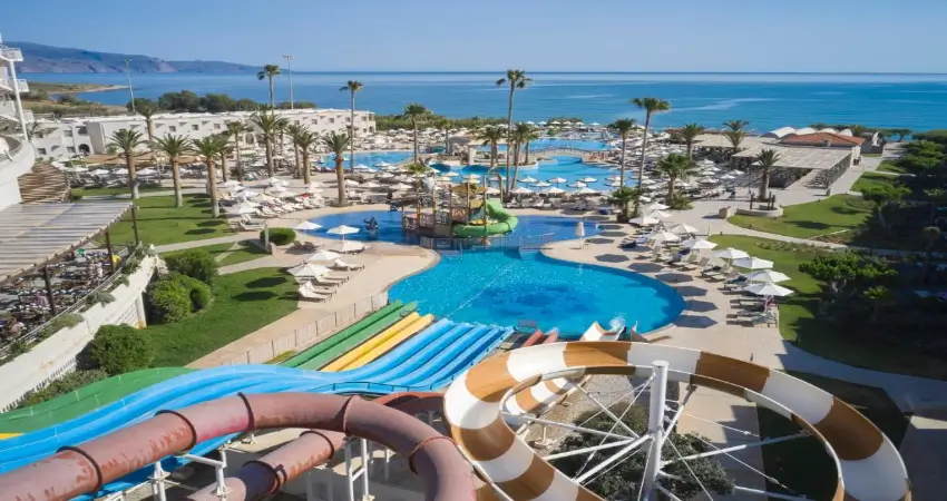Atlantica Ocean Beach Resort main view