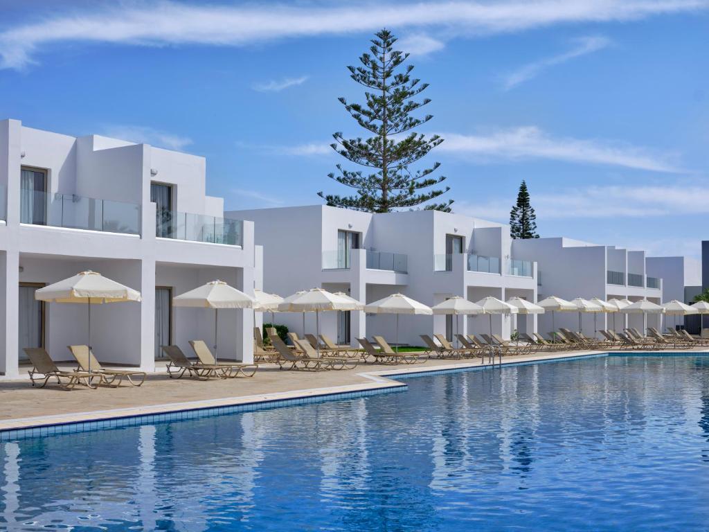 Atlantica Panthea view 3