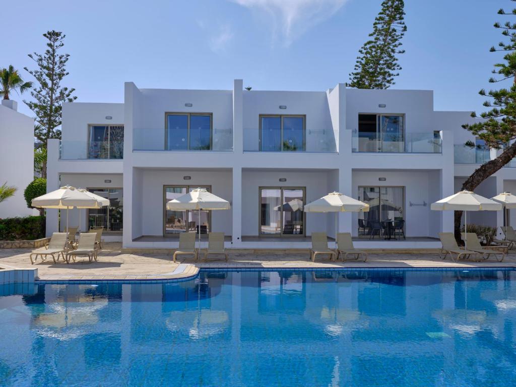 Atlantica Panthea view 2