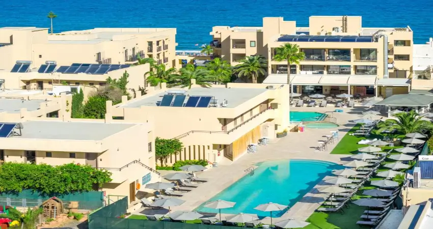 Atlantis Beach main view