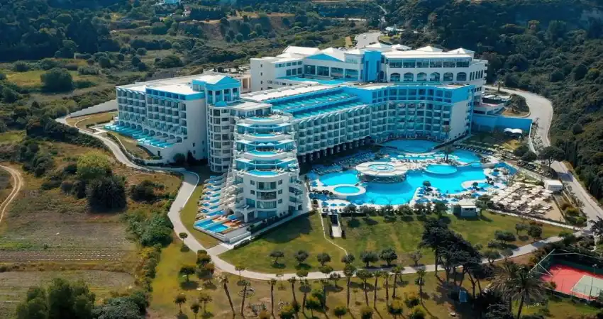 Atrium Platinum Luxury Resort Hotel & Spa view 3