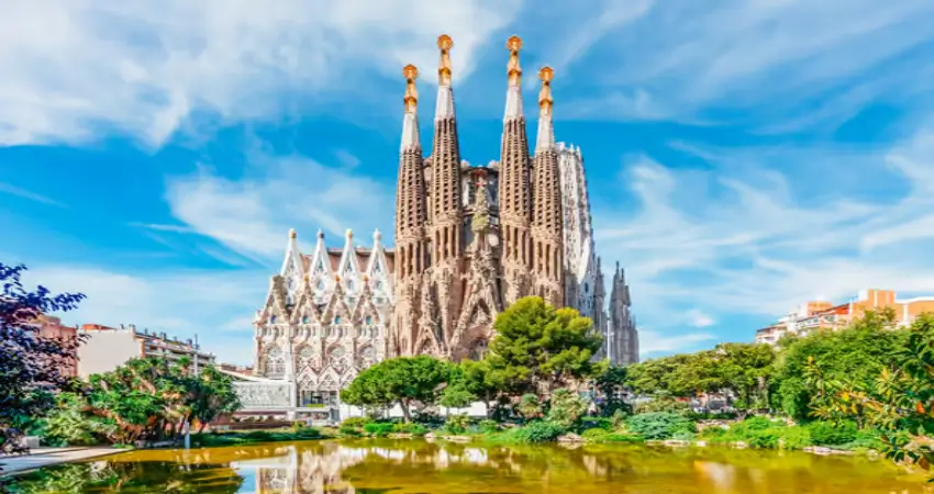 Barcelona & Ibiza Escape: A Perfect Blend of City & Island Life view 3