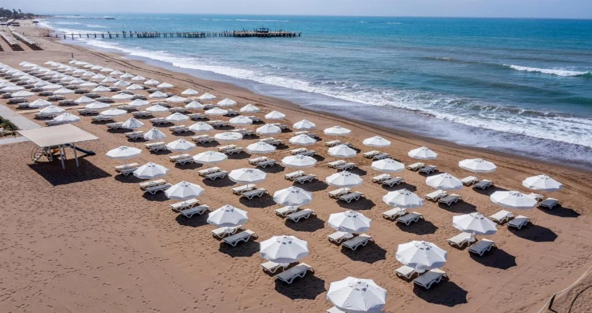 Barut Goia view 3
