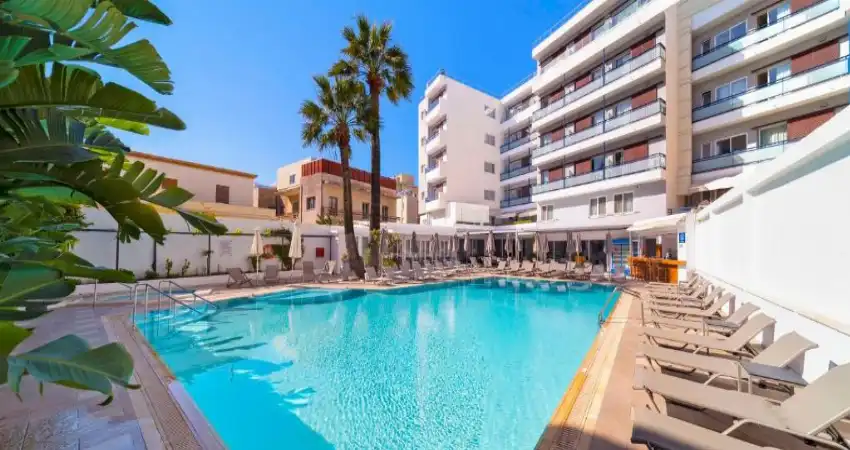 Best Western Plus Hotel Plaza