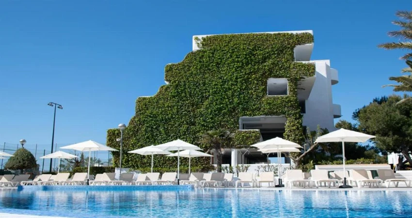 Club Marthas Aparthotel view 2