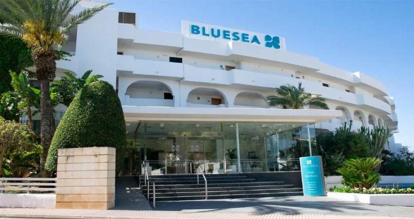Club Marthas Aparthotel view 3