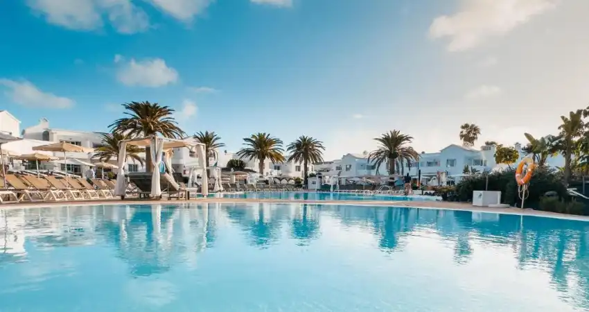 BLUESEA Corralejo Village view 3