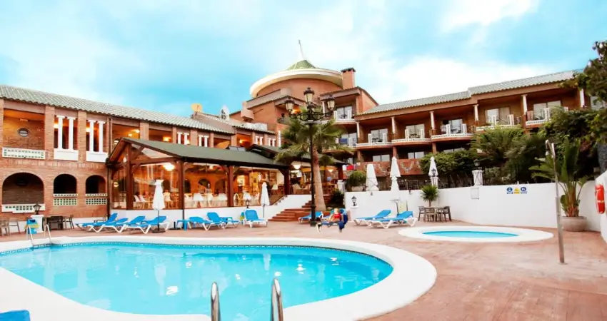 A charming coastal hideaway close to Alicante's beautiful coves and beaches view 2