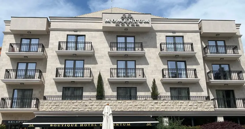 Boutique Hotel Momentum by Aycon view 3