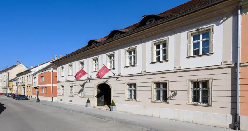 Buda Castle Hotel view 2