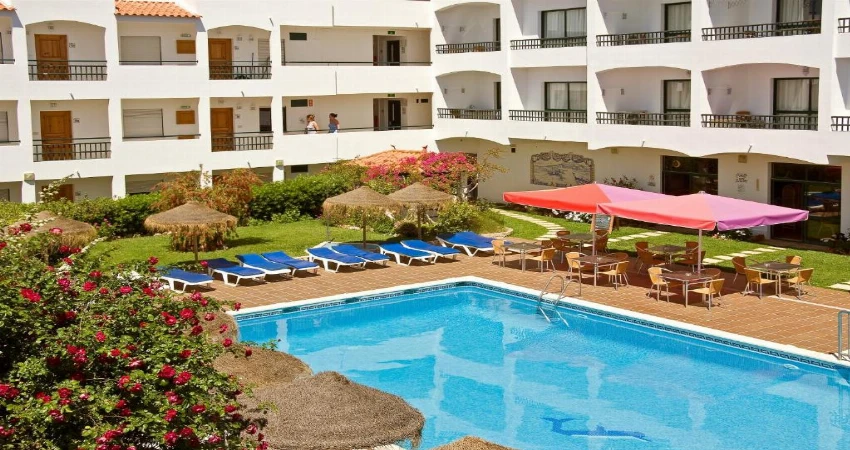 Cerro Mar Garden view 2