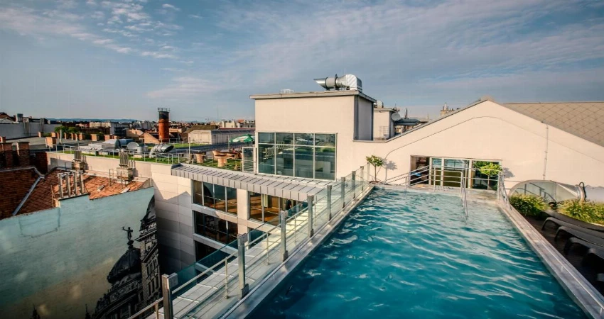 Continental Hotel Budapest view 3