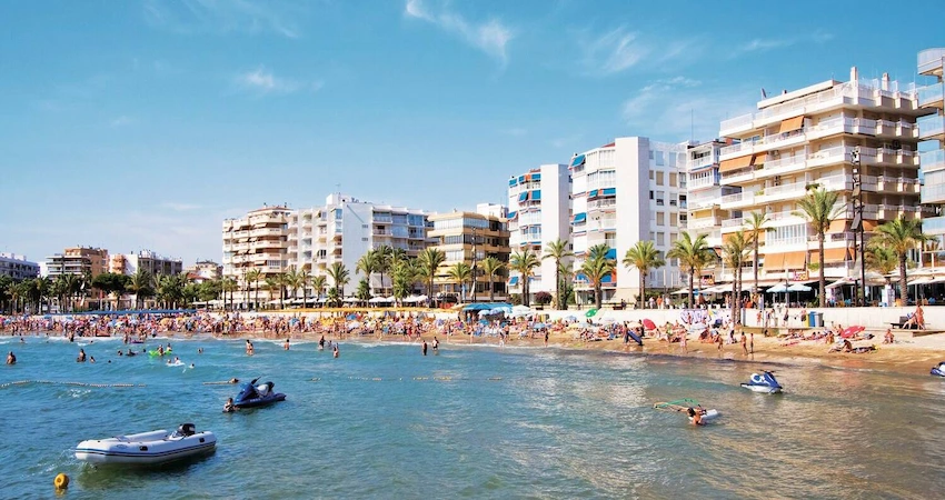 Salou & Barcelona – Costa Dorada Beaches, City Sights & Mediterranean Charm view 2