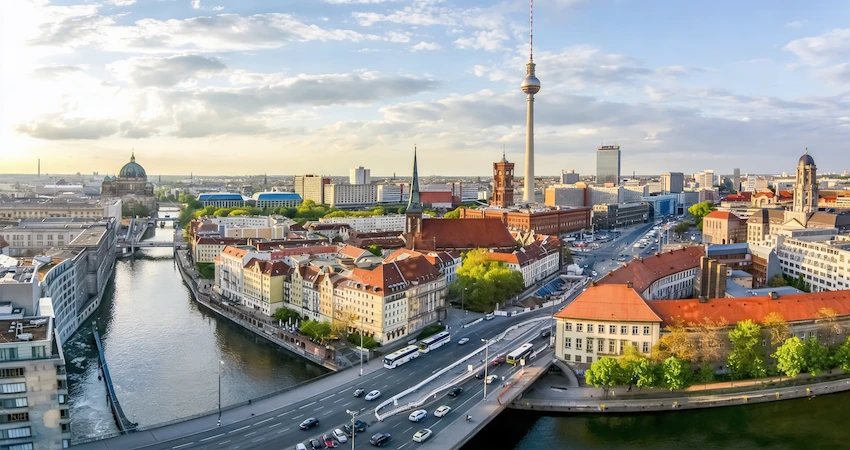 Crowne Plaza Berlin City Centre, an IHG Hotel view 2