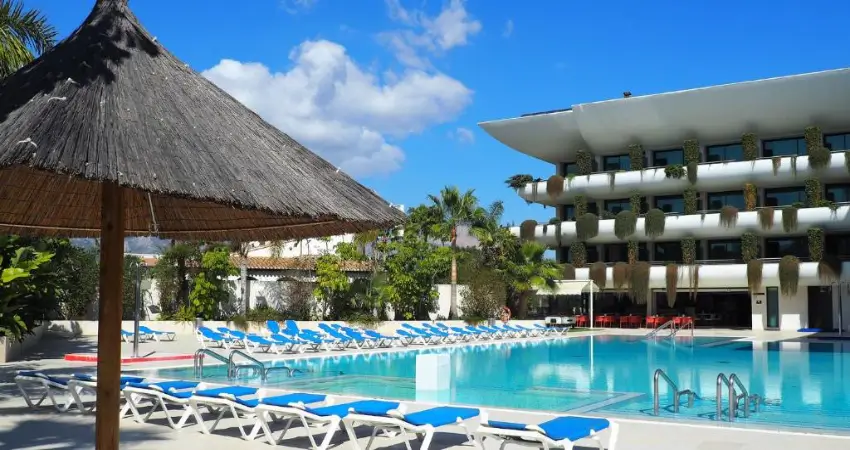 Deloix Aqua Center view 3