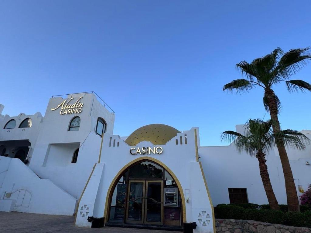 Domina Coral Bay Oasis view 2