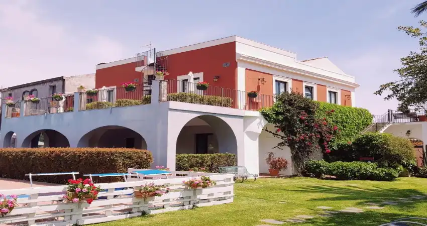 Etna Hotel view 3