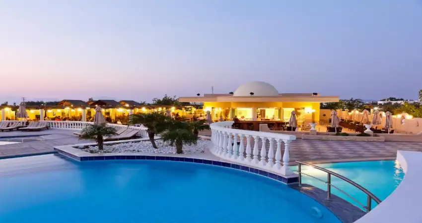 Gaia Palace Hotel view 3