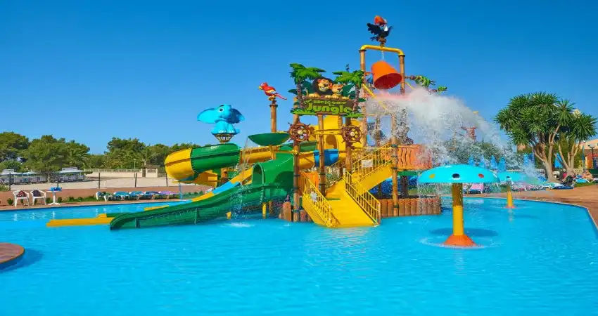 Garden HYB Eurocalas Waterpark view 2