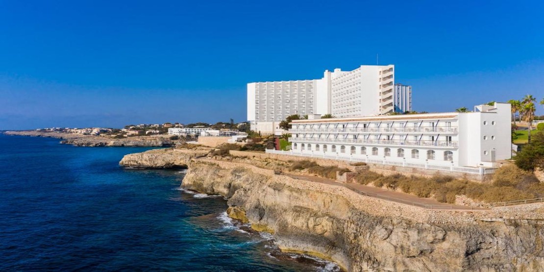 Spectacular Clifftop Views and Beachfront Bliss in this highly popular Mallorca All-Inclusive! view 2