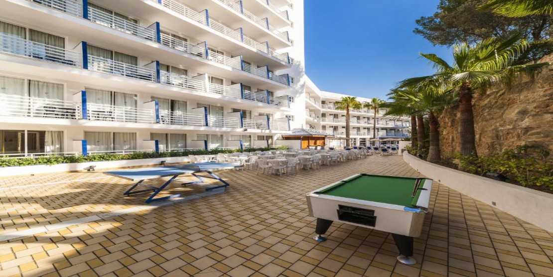 Globales Palmanova Palace view 3