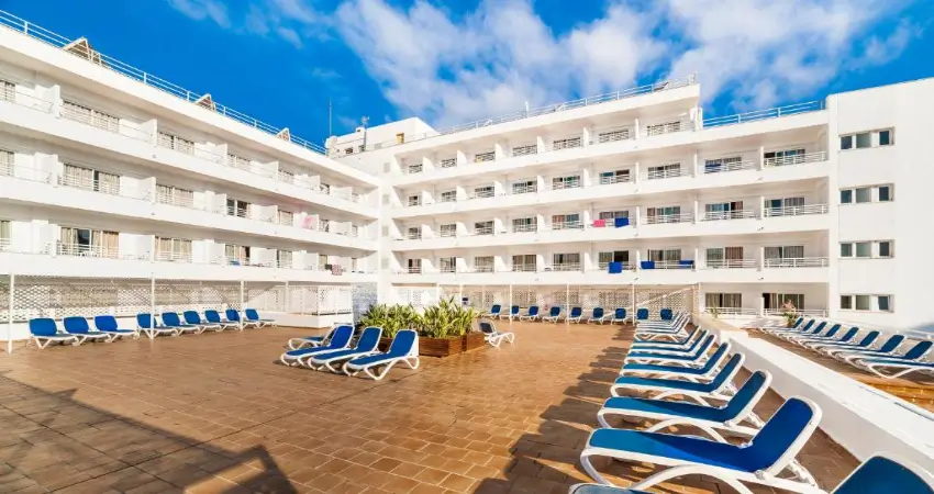 A family-friendly Majorca escape just moments from the beach view 2
