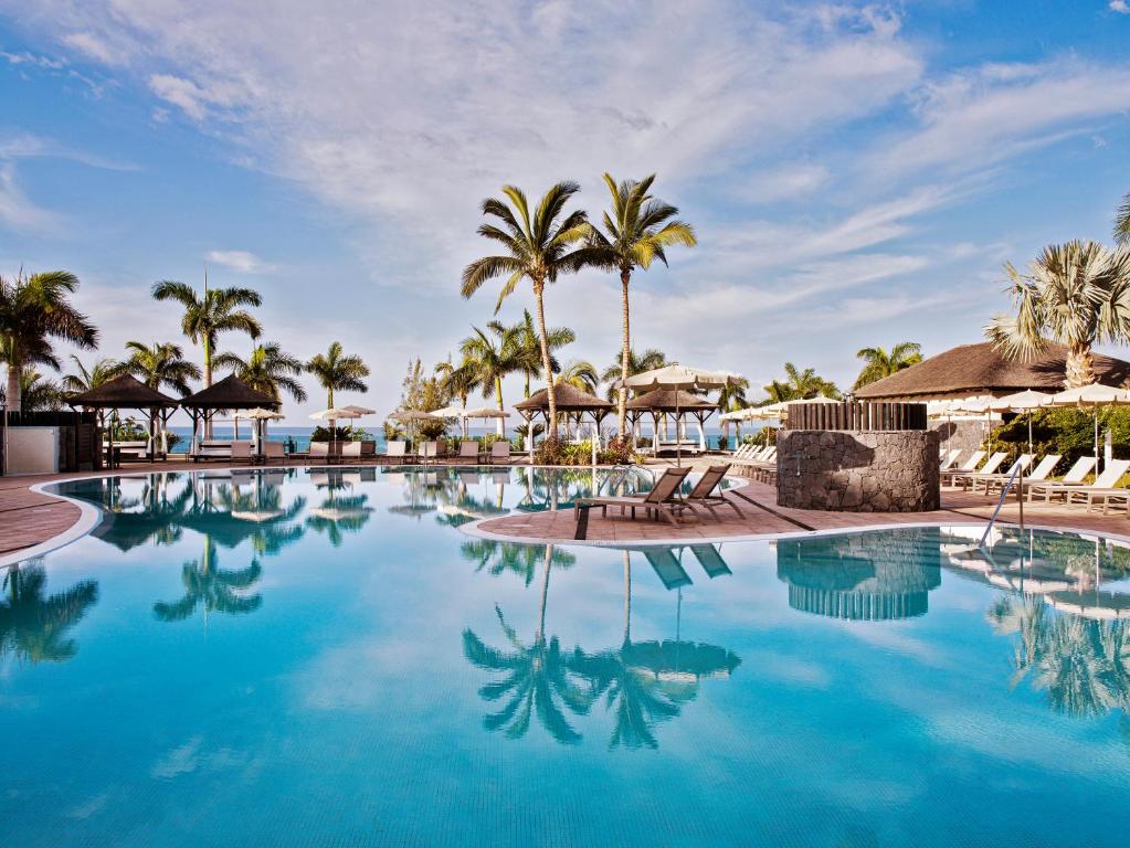 Gran Melia Palacio de Isora view 2