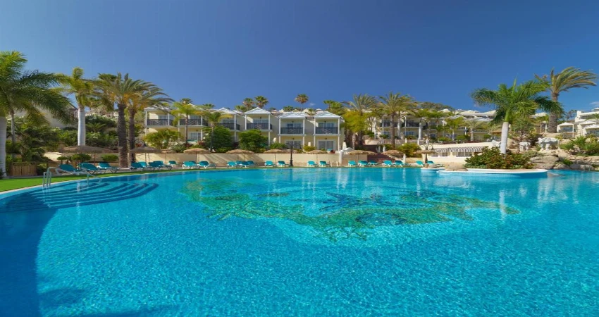 Gran Oasis Resort main view