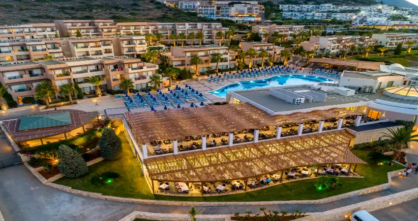 Grand Hotel Holiday Resort view 2