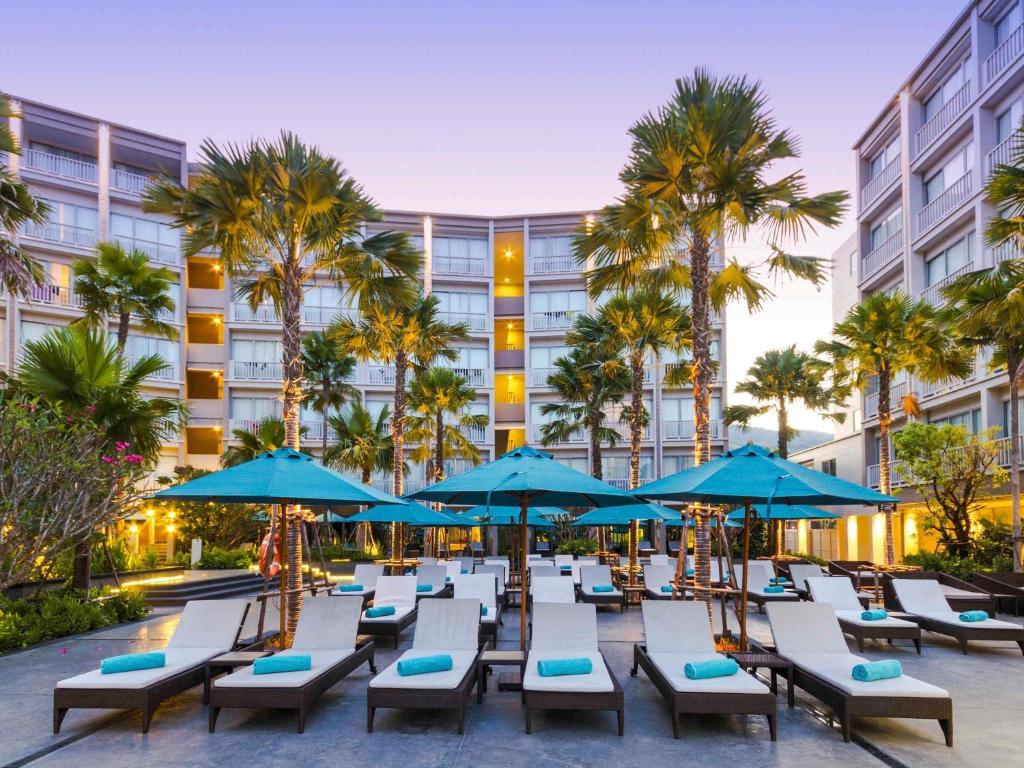 Grand Mercure Phuket Patong view 2