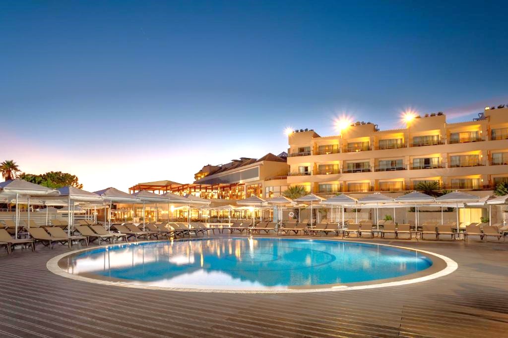 Grande Real Santa Eulalia Resort view 3