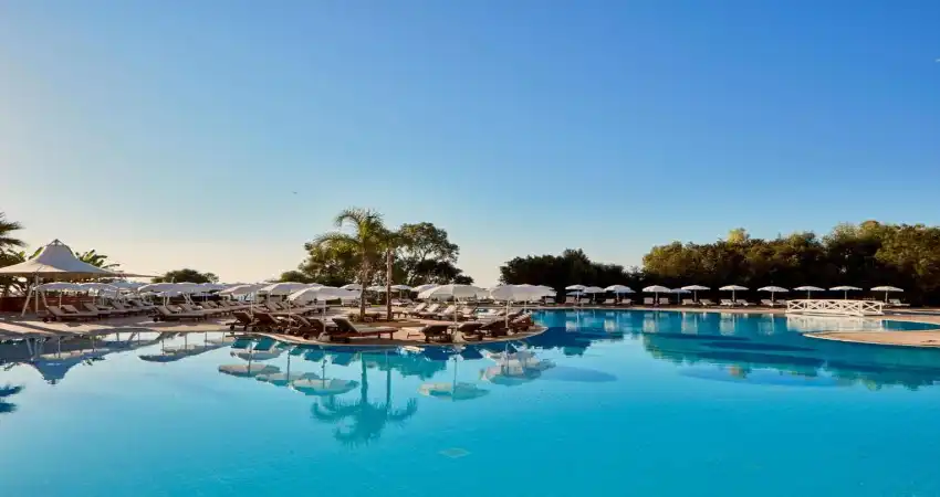 Grecian Park Hotel view 3