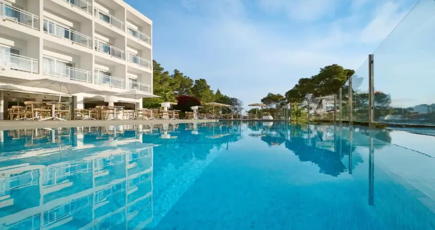 Grupotel Ibiza Beach Resort