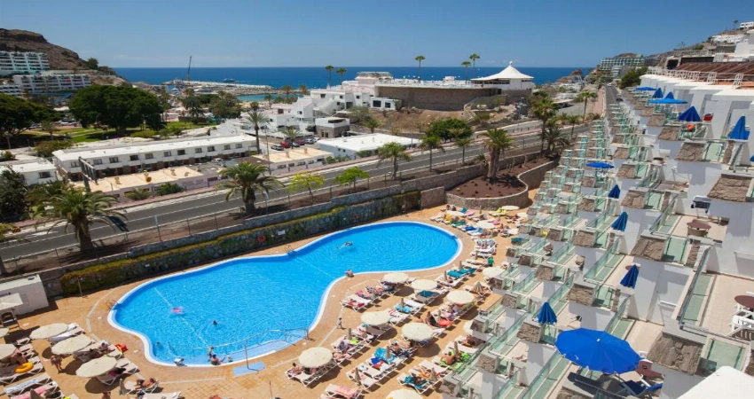 Grupotel Revoli view 2