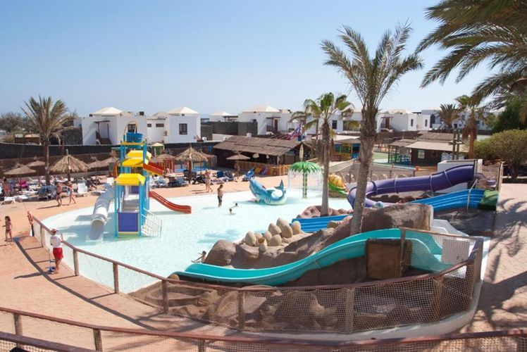 HL Club Playa Blanca view 2
