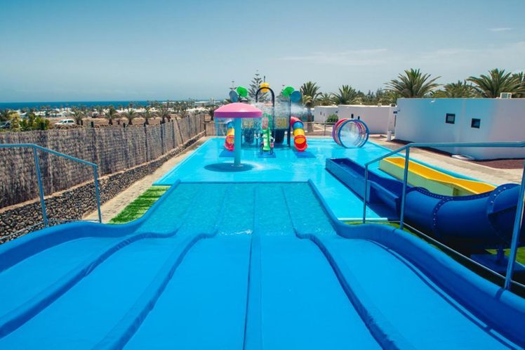 HL Rio Playa Blanca Hotel view 2