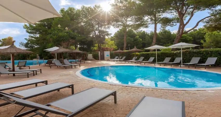 A relaxed Majorca retreat where spacious apartments, family-friendly facilities and beautiful beaches are all within easy reach view 2
