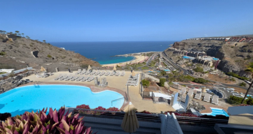 Holiday Club Jardin Amadores view 3
