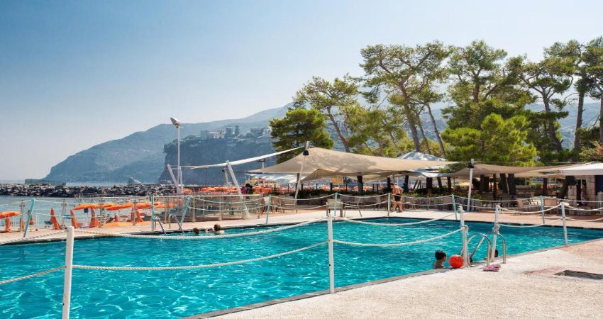 Hotel & Resort Le Axidie view 3