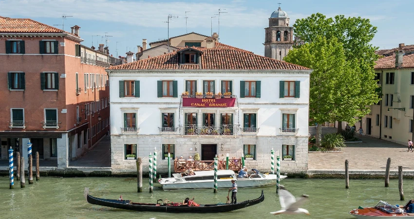 Hotel Canal Grande view 3