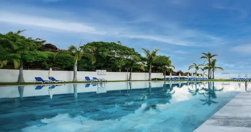 Hotel las Aguilas Tenerife Affiliated by Melia view 3