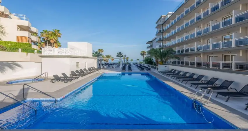 Hotel Las Arenas affiliated by Melia