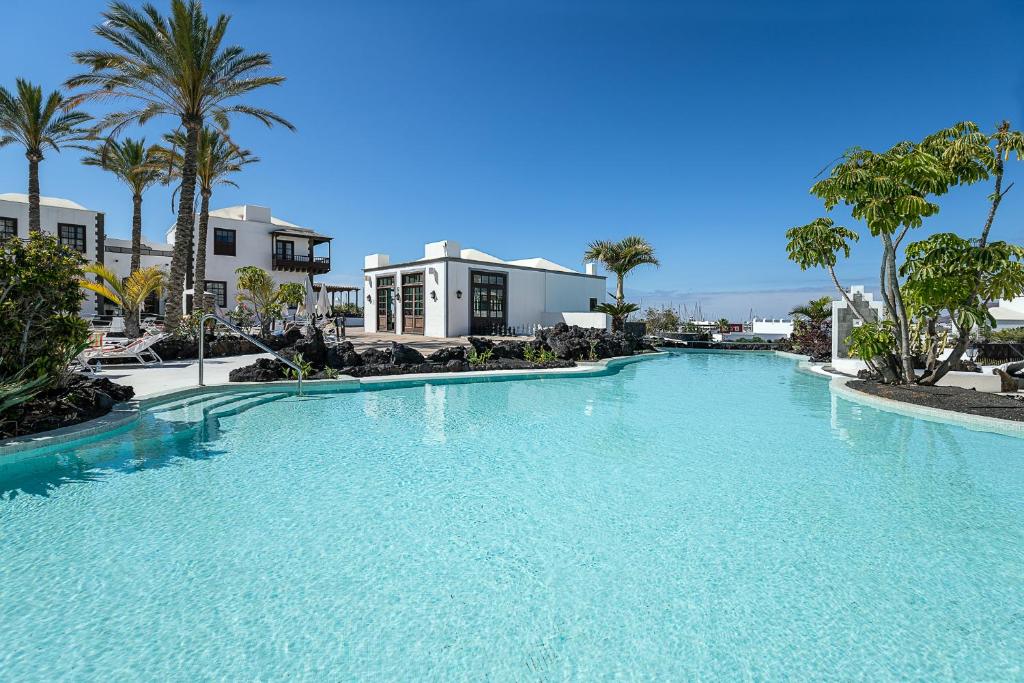 Hotel LIVVO Volcan Lanzarote view 3
